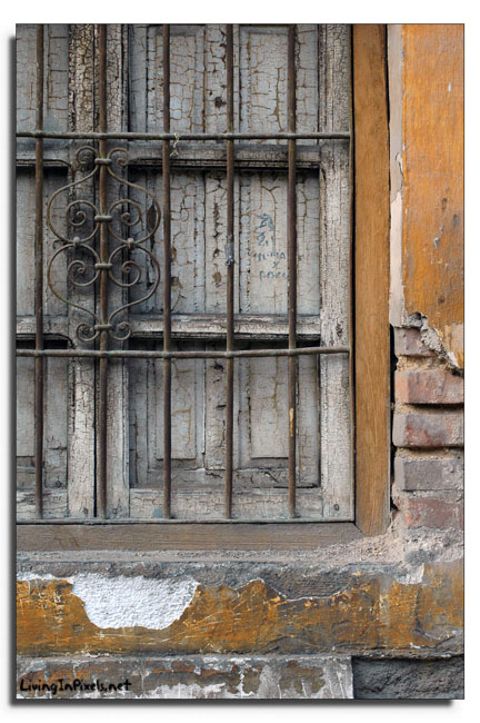 2007-12-23 12.09.55_finestra_vella