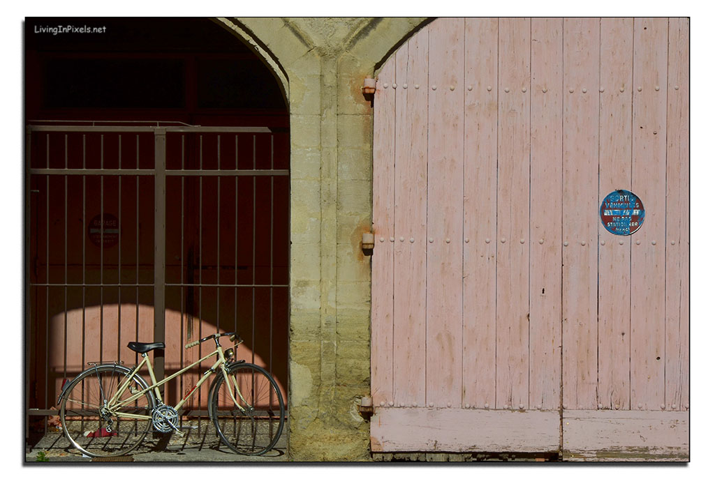 Bicicleta en la puerta